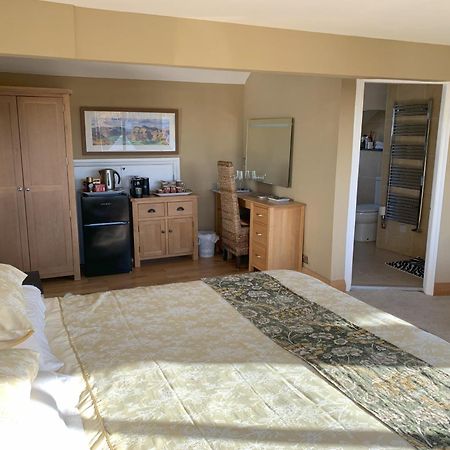 The Penthouse Bowness Luxury Loft Jacuzzi Bath & Complimentary Lakeview Spa Membership מראה חיצוני תמונה